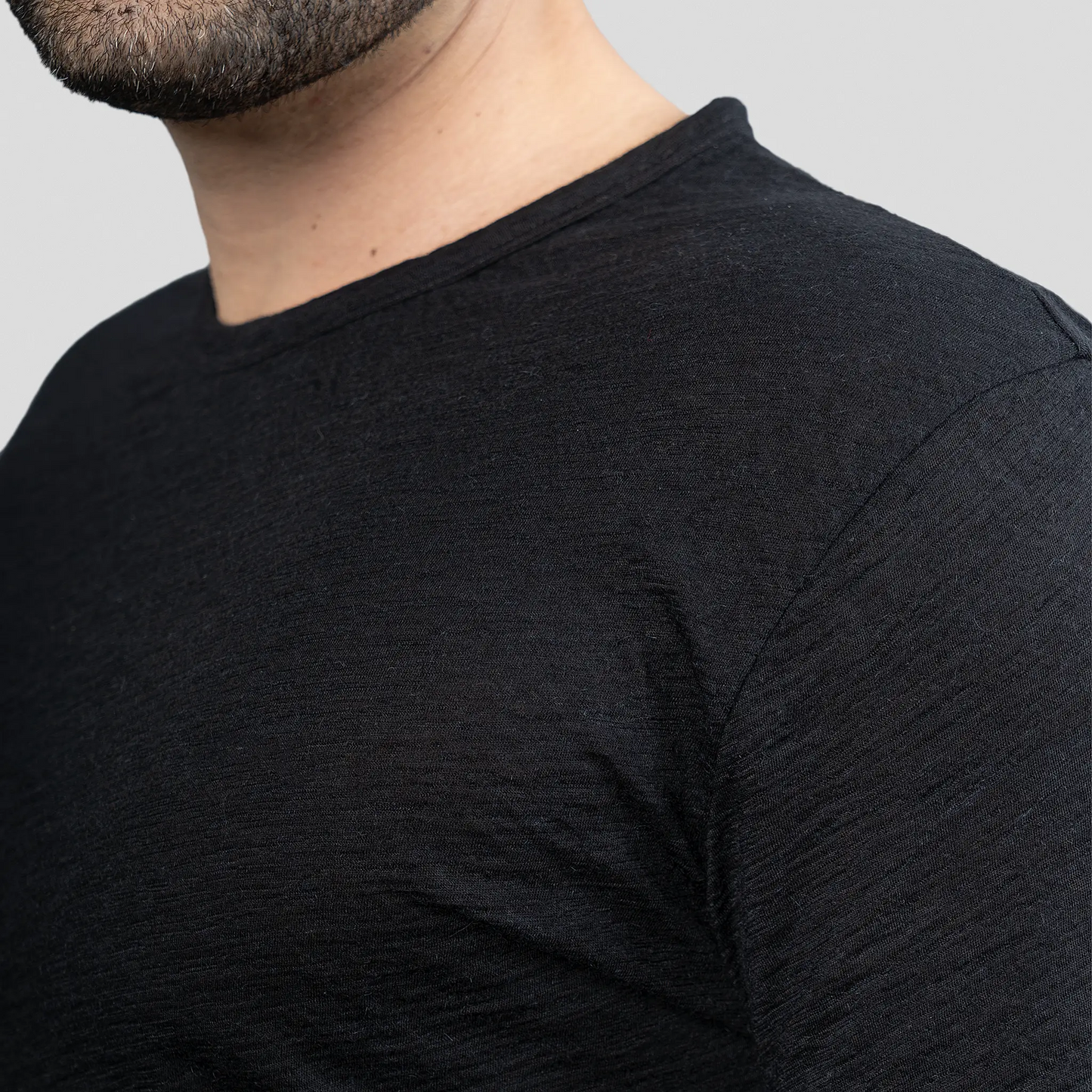 Men's Alpaca Wool Long Sleeve Base Layer: 110 Ultralight color Black