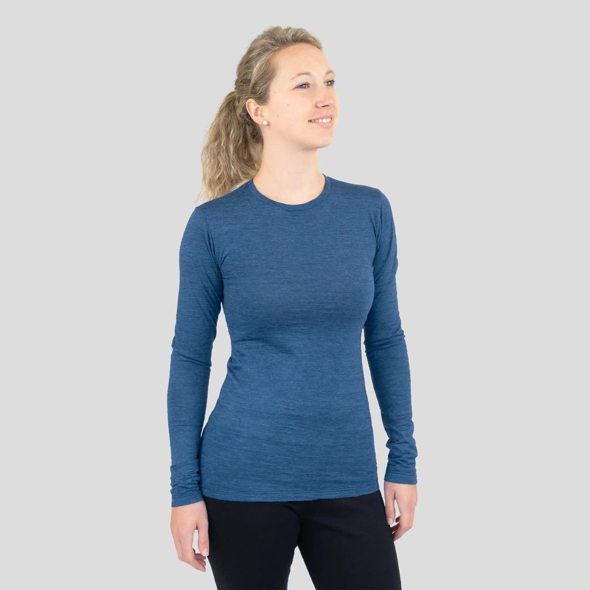 Women's Alpaca Wool Long Sleeve Base Layer: 160 Ultralight color Natural Blue