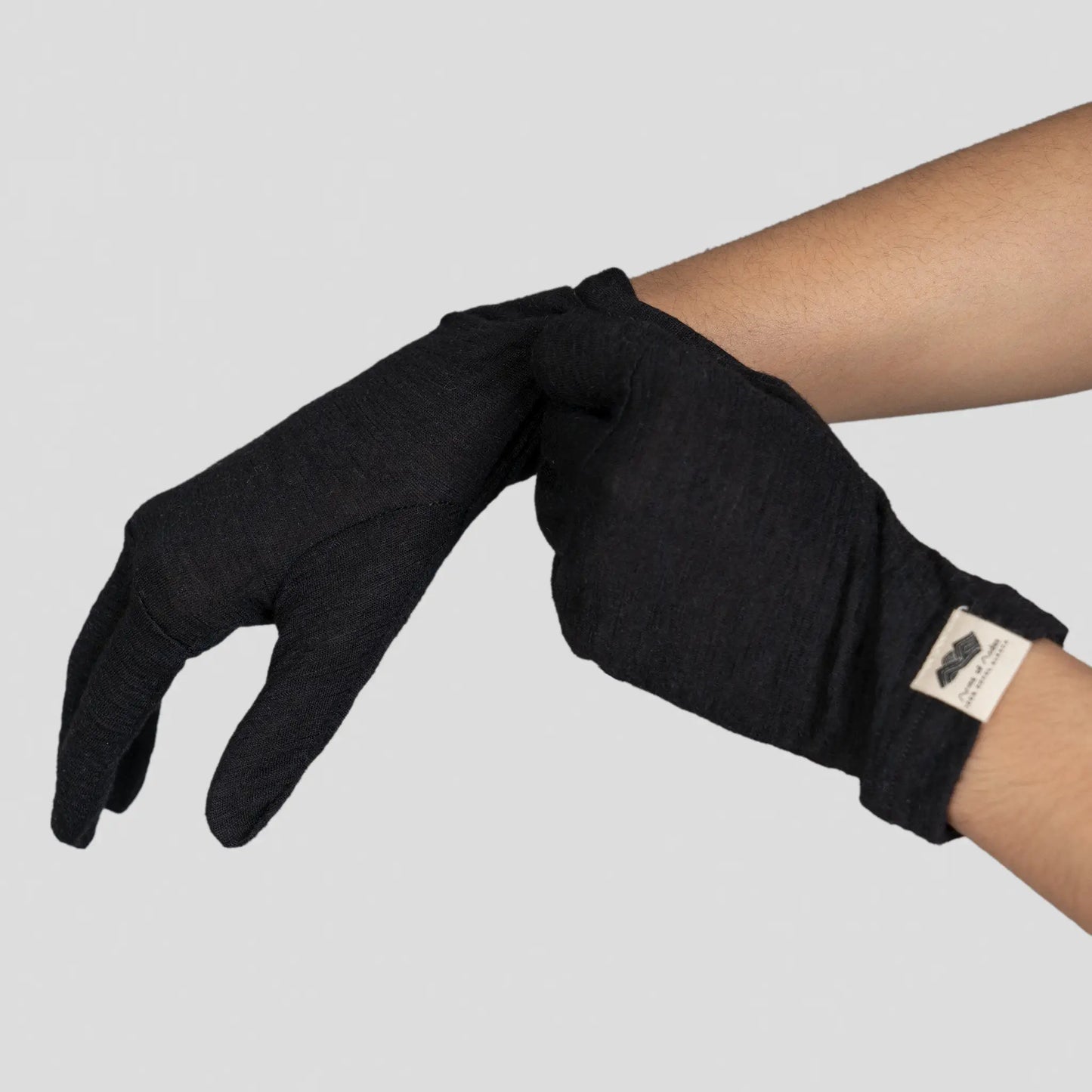 Unisex Alpaca Wool Gloves: 300 Lightweight color Black