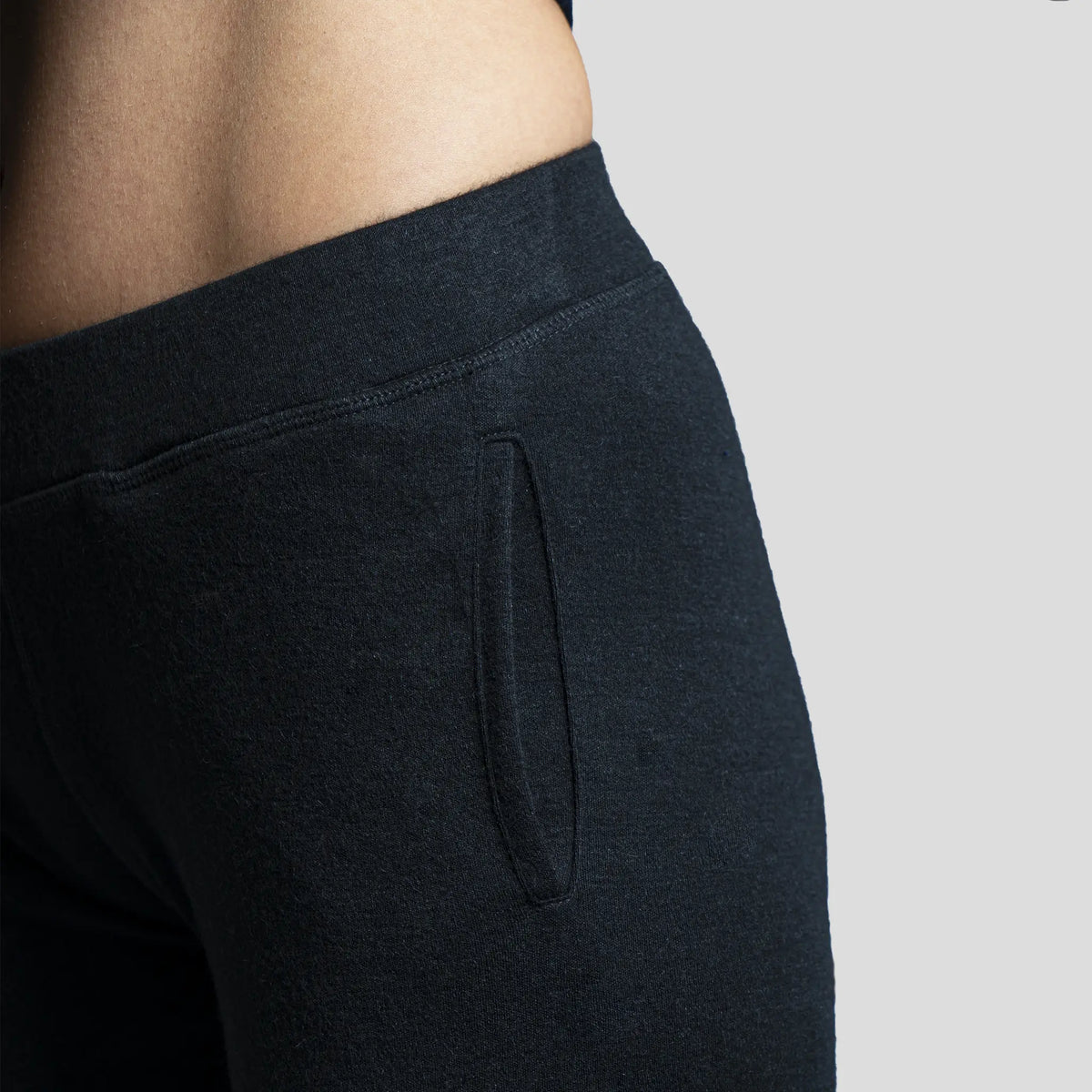 womens most sustainable joggers lightweight color black